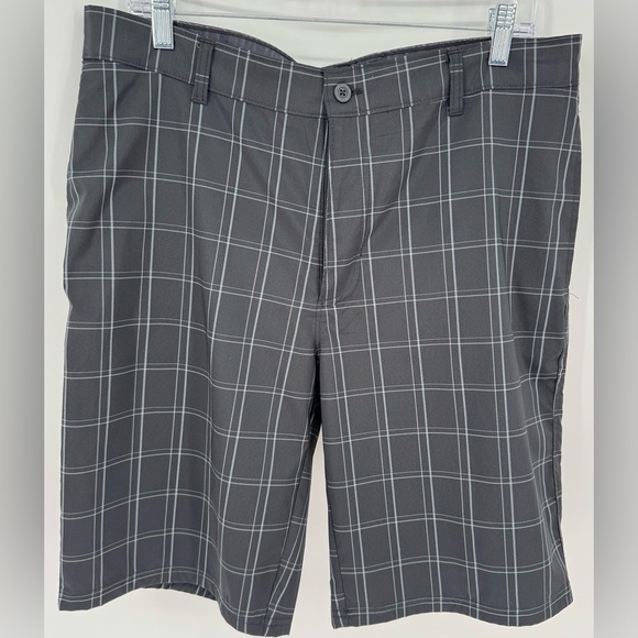 London Fog Men's Performance Golf Shorts - Picture 1 of 10